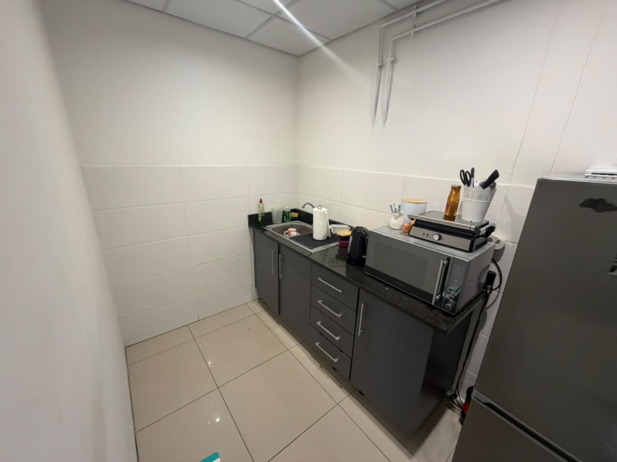 To Let Commercial Property for Rent in Brackenfell Central Western Cape